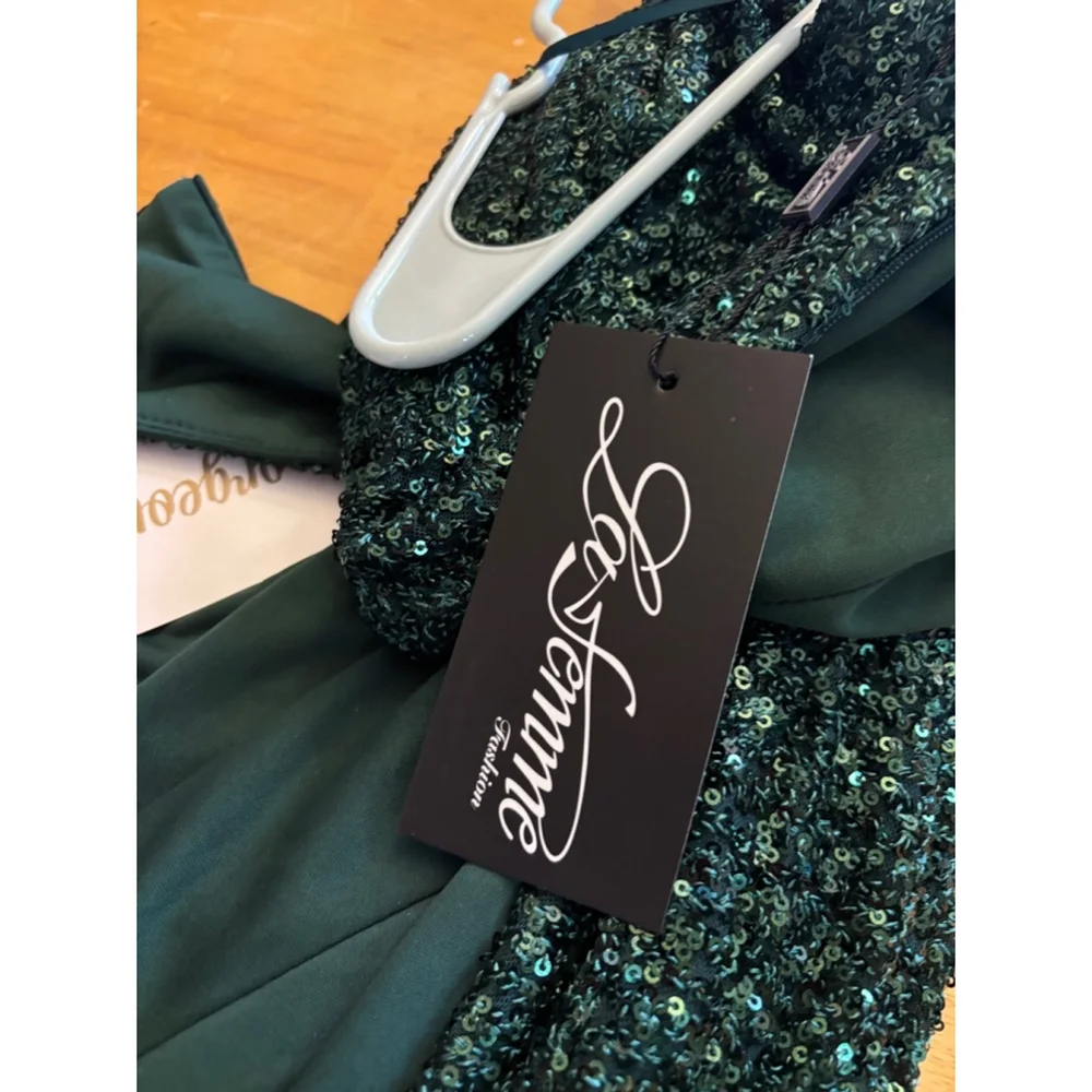Women's La Femme Green Sequin Gown Size 8 - Picture 7 of 7
